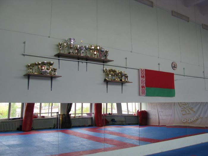 State flag and cups